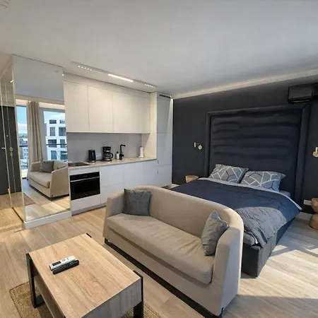 شقة Riverside Luxury Old Town Wifi