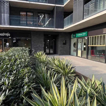 Riverside Luxury Old Town Wifi شقة *