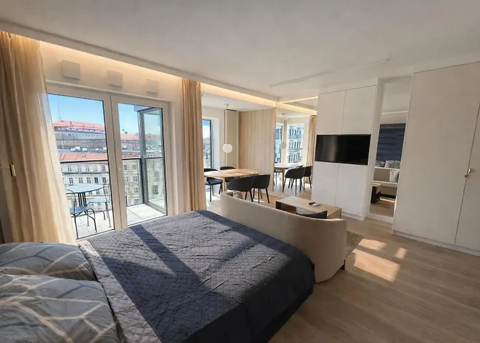 Riverside Luxury Old Town Wifi * فروتسواف